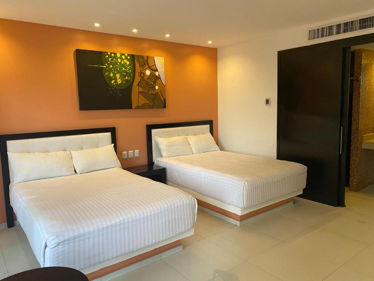 Cache Hostel & Hotel (Adults Only) Playa del Carmen Exterior photo
