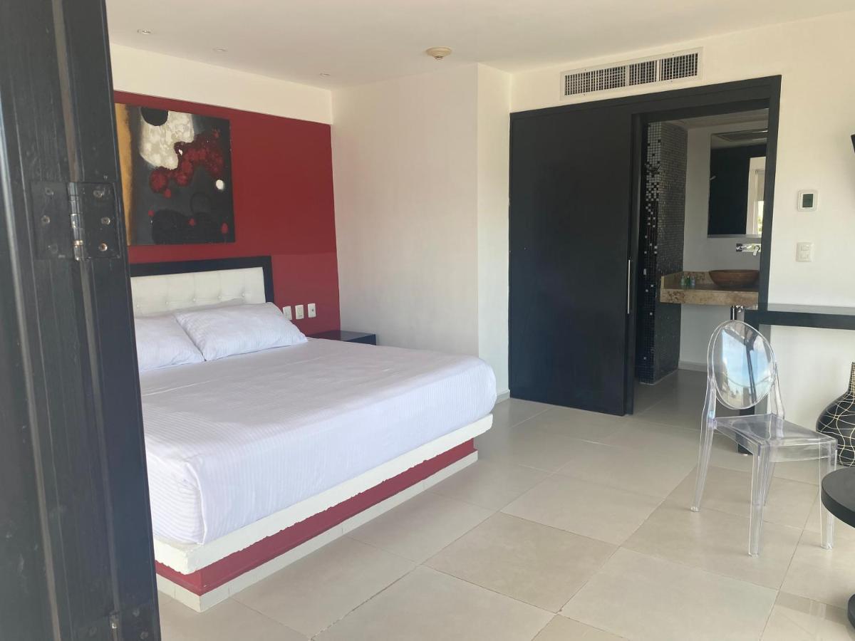 Cache Hostel & Hotel (Adults Only) Playa del Carmen Exterior photo